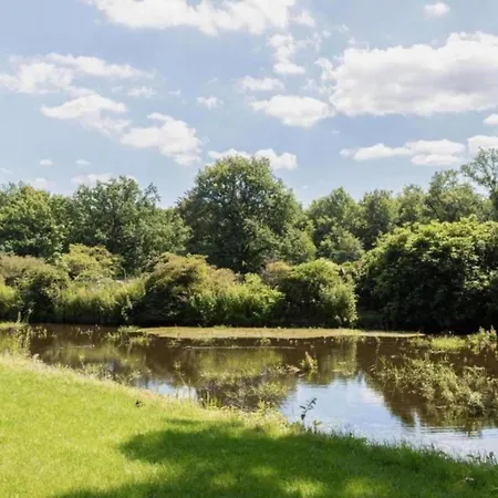 Met Omheinde Tuin Op De Veluwe, Cleaning Included Дом отдыха Хульсхорст