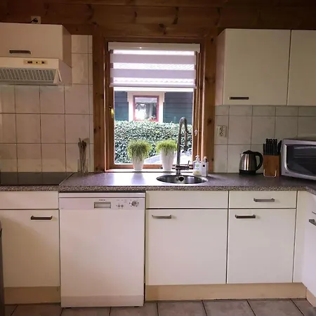 Met Omheinde Tuin Op De Veluwe, Cleaning Included Hulshorst